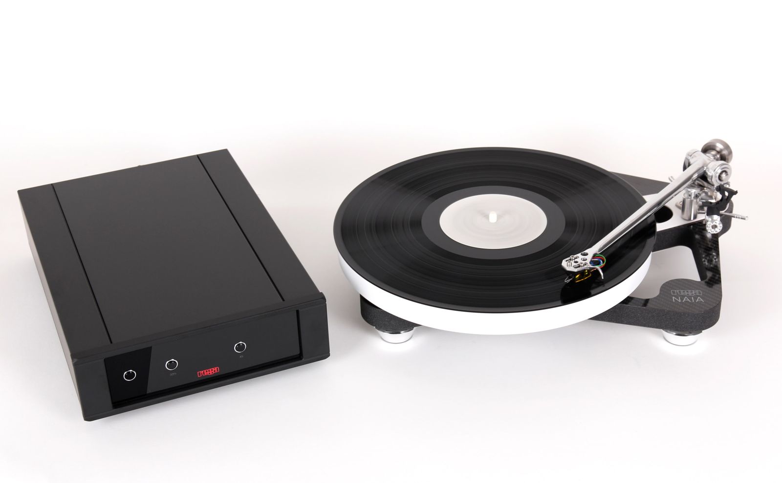 Naia with reference PSU and ceramic platter